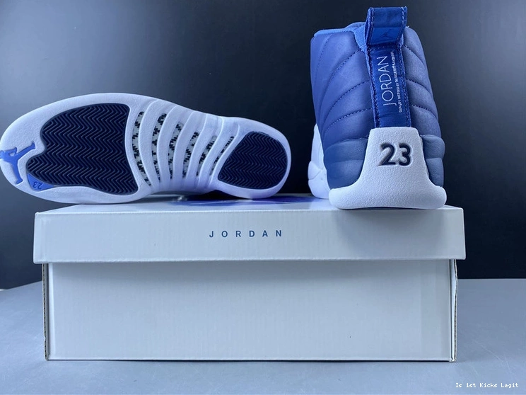 Air 12 Jordan 130690-404 0422